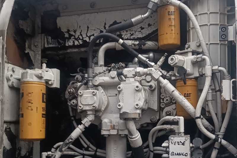 OmecoHub - Immagine CATERPILLAR 323DSA